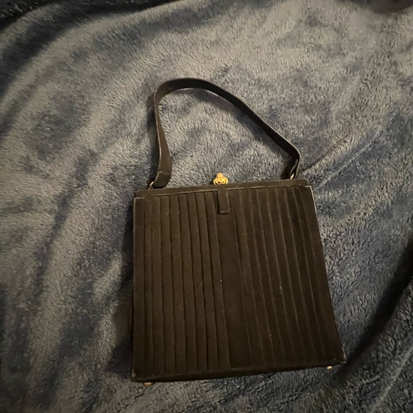 Koret Handbags - Vintage Koret Handbag Purse with gold tone clasp